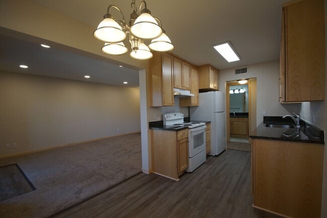 Building Photo - Modern Elegance Meets Comfort – Beautifully Renovated Two-Bedroom