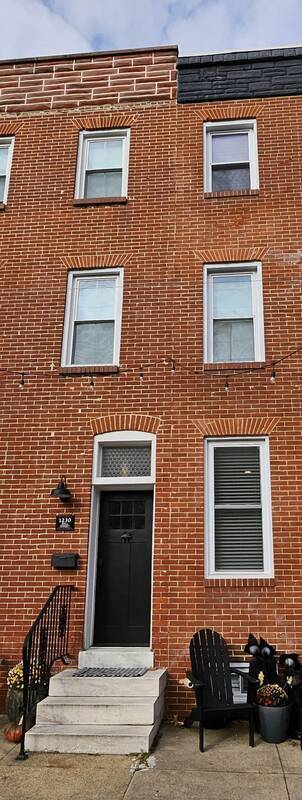 Building Photo - 1230 Hull St