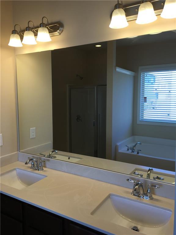 Building Photo - 5740 Rialto Way