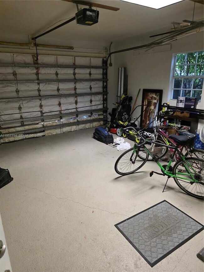 Building Photo - 15764 SW 101st St