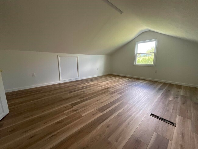 Building Photo - 1256 Arkton Rd
