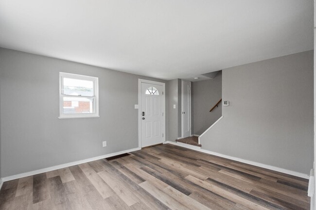 Building Photo - 28 Wenzell Pl