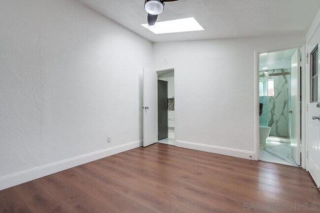 Building Photo - 9442 Seltzer Ct