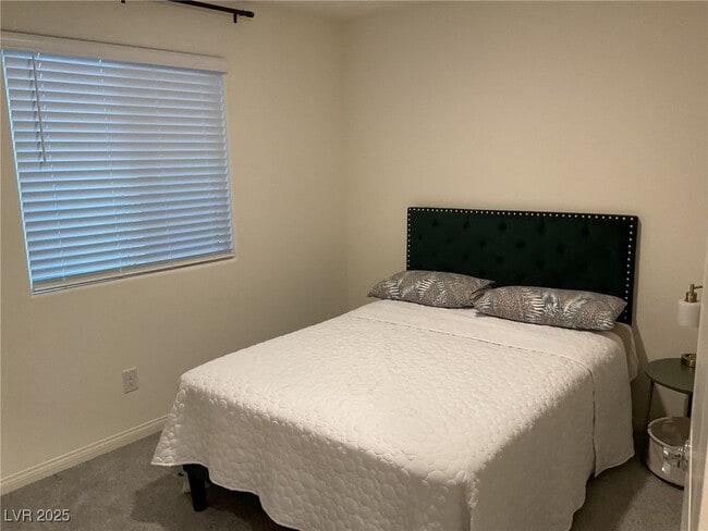 Building Photo - 3499 La Cura Ave