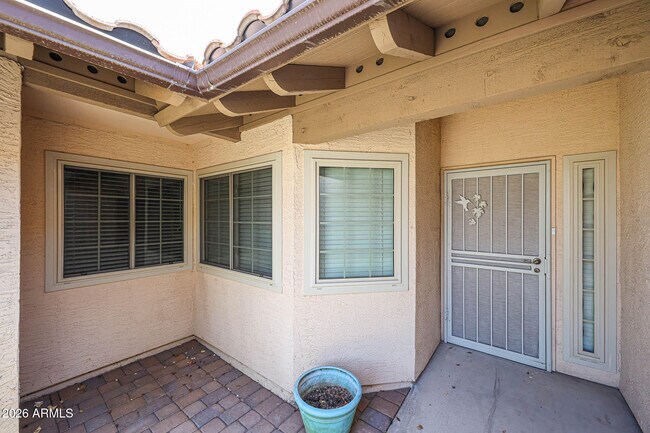 Building Photo - 3233 E Desert Cove Ave