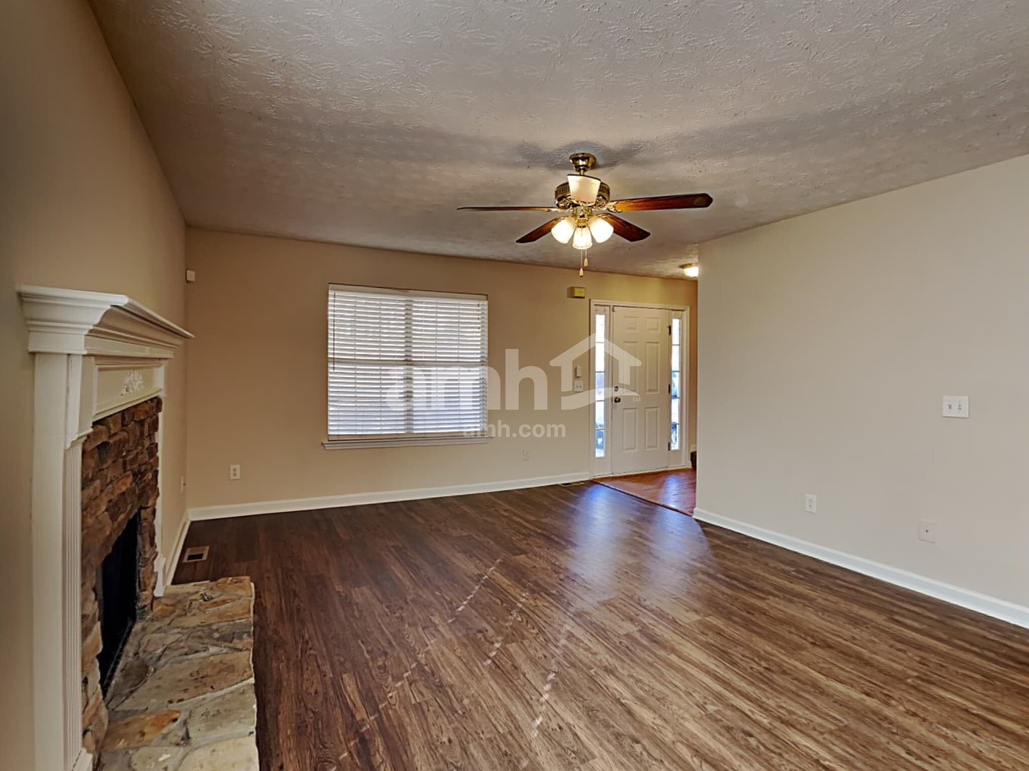 Building Photo - 6035 Savannah Dr