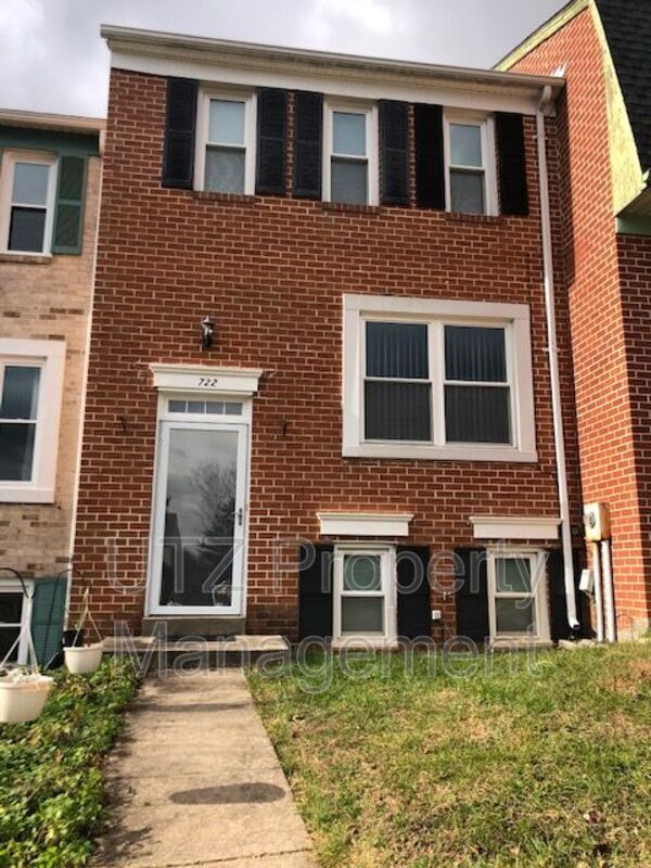 Primary Photo - 722 Robinwood Dr