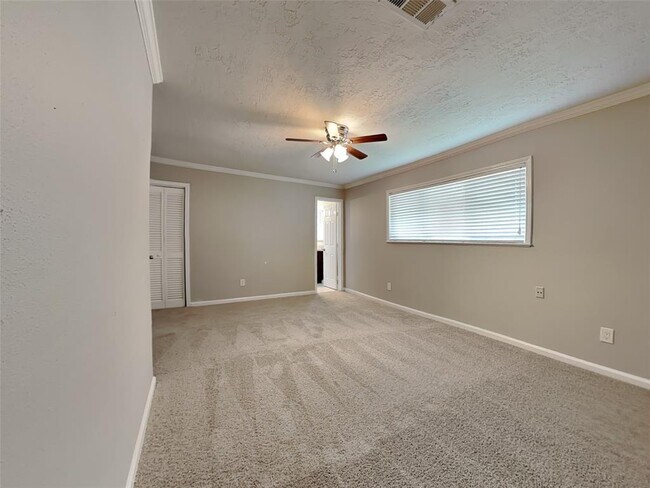 Building Photo - 8127 Twin Hills Dr