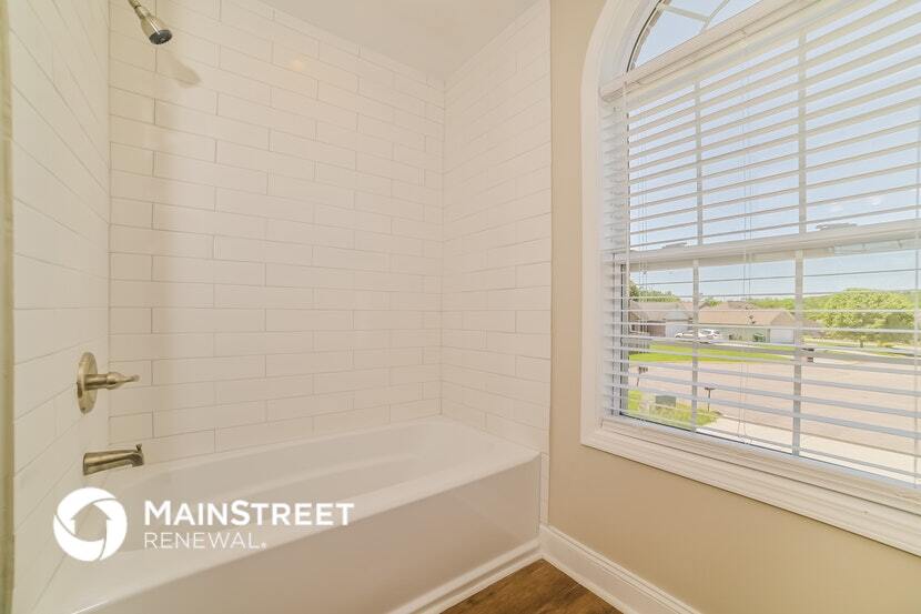 Building Photo - 5300 Stricter Ln