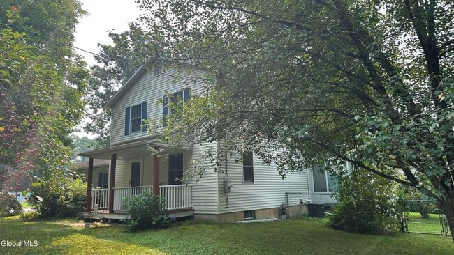 Building Photo - 1 Robin Hood Ct