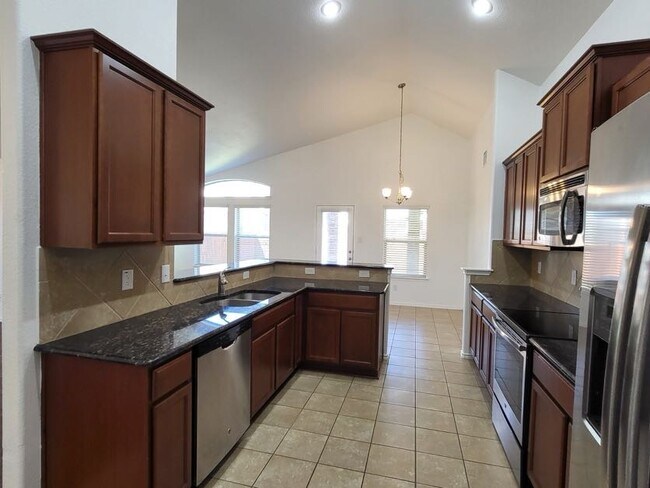 Building Photo - 6709 Mustang Creek Rd