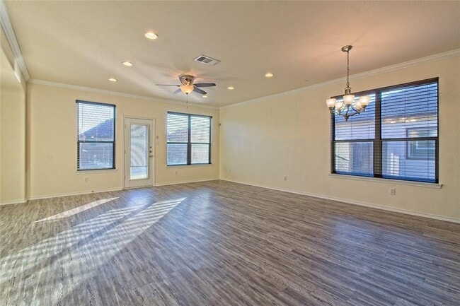Building Photo - 2239 Howry Dr