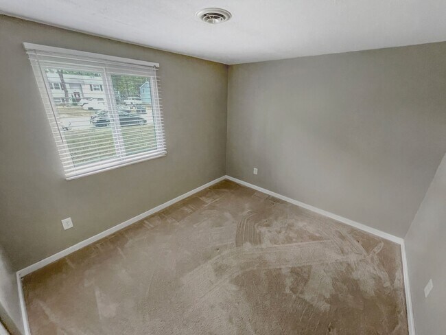 Building Photo - Holiday Special! – No Application Fee This Season! Beautiful 3-Bedroom, 1.5-Bath Rancher on Corne...