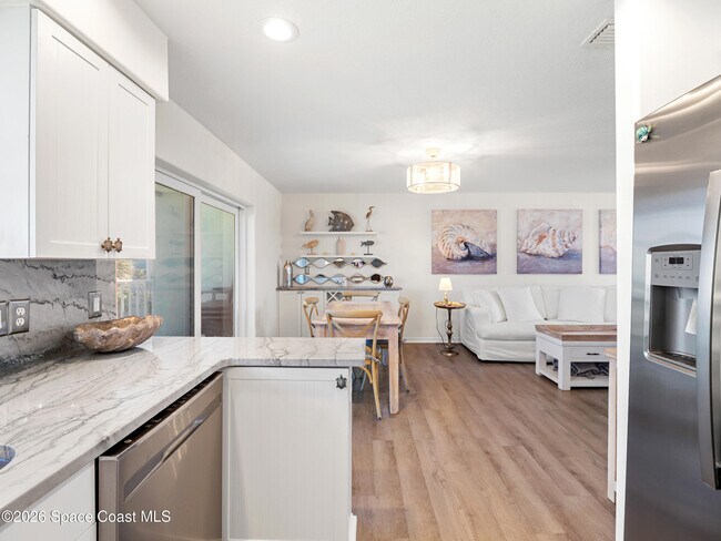 Building Photo - 4995 S Hwy A1A