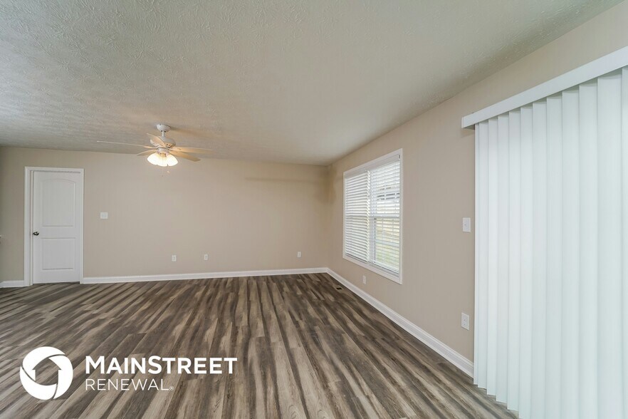 Building Photo - 11926 Washington Green Rd