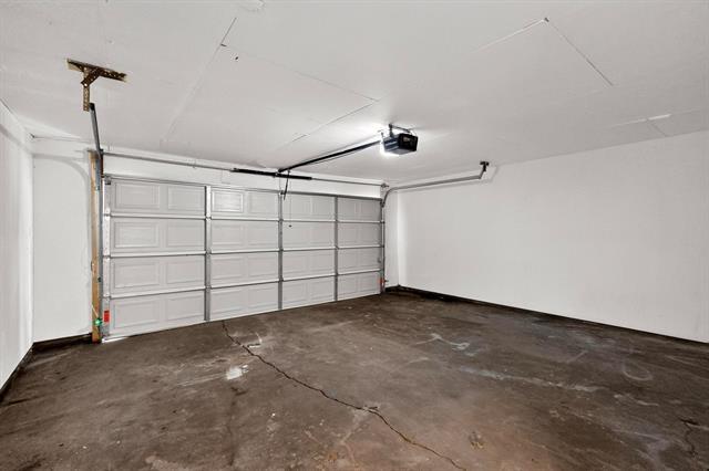 Building Photo - 10421 Muskogee Dr