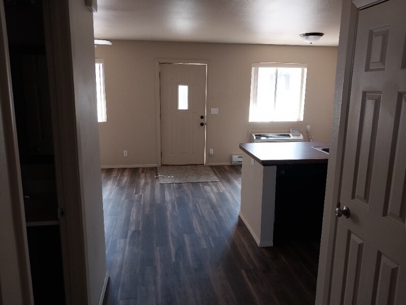 Building Photo - 207 4th St SW