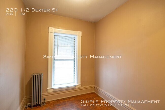 Building Photo - 2 Bed 1 Bath Apartment In Ionia