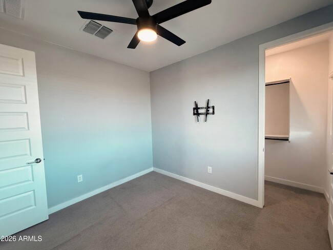 Building Photo - 4100 S Pinelake Way