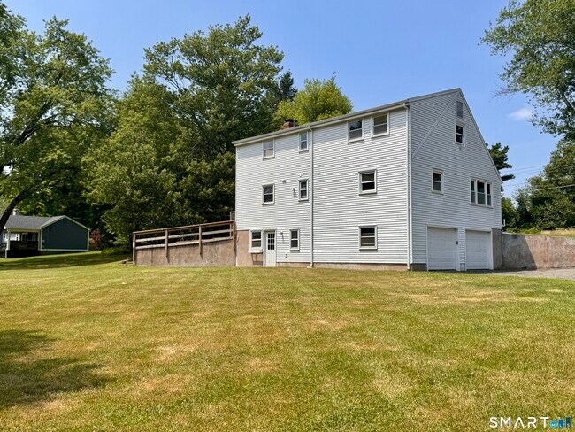 Building Photo - 138 Hampden Rd