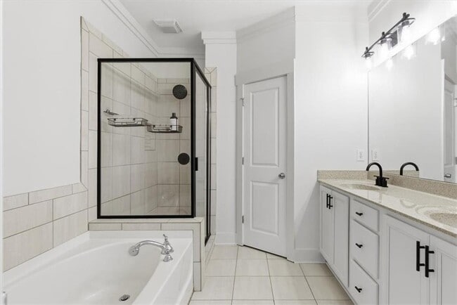 Building Photo - 740 Liberty Commons Dr NW