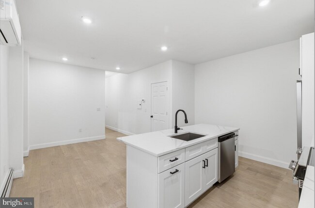 Building Photo - 935 Passyunk Ave