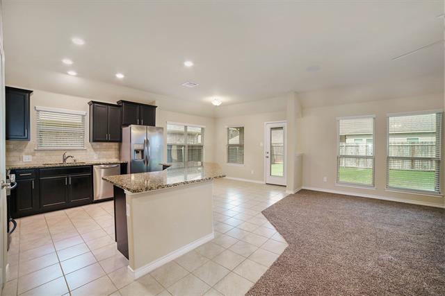 Building Photo - 2104 Lake Pine Dr