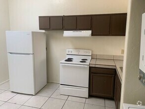 Building Photo - 2 Bedroom 1 Bath 4-plex