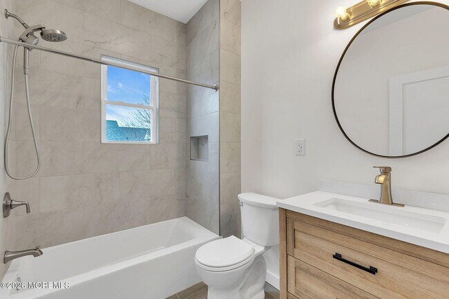 Building Photo - 1101 A St