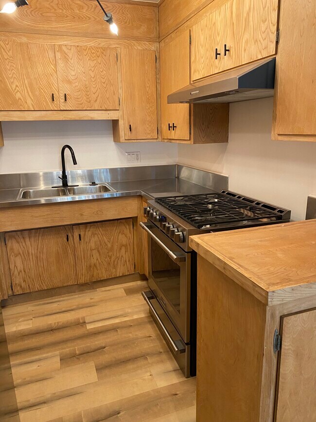 kitchen - 120 S Maple Dr