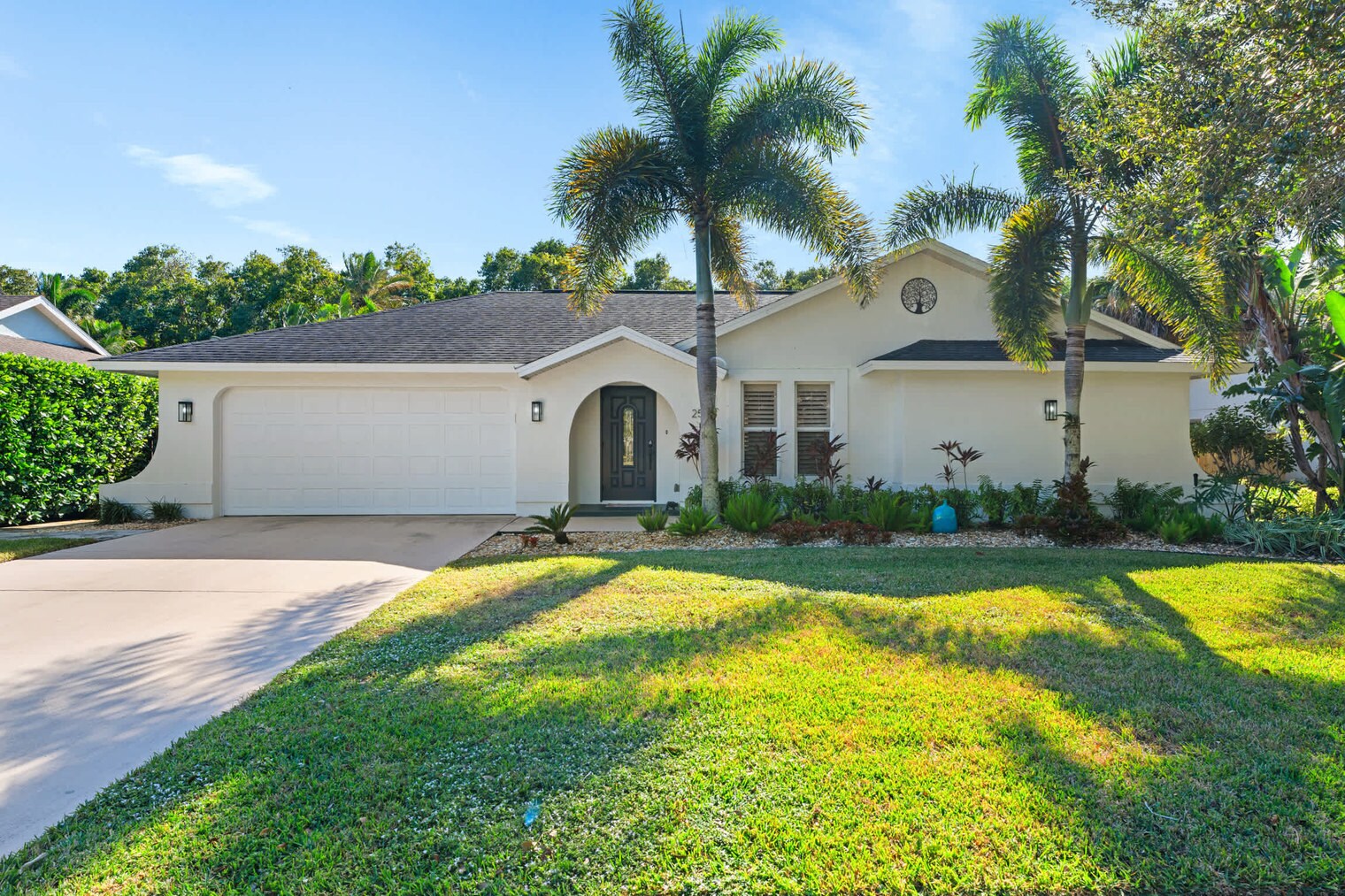 Building Photo - 2548 River Reach Dr