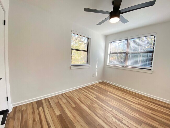 Building Photo - Faris Ridge Condominiums