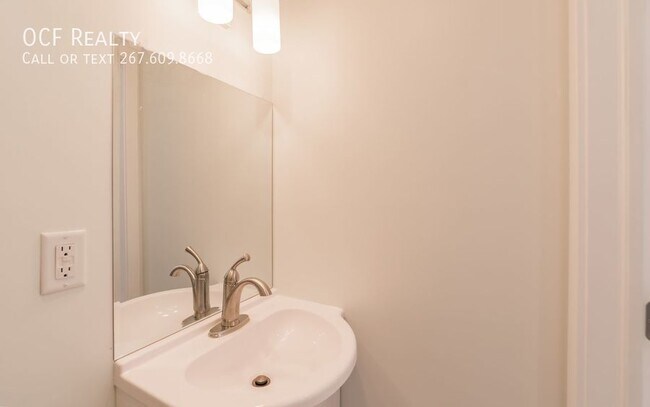 Building Photo - 1616 N Bailey St