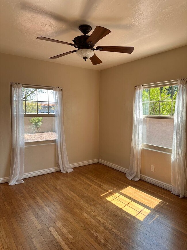 Building Photo - *** COMING SOON***3 Bedroom 1 1/4 Bath Hom...