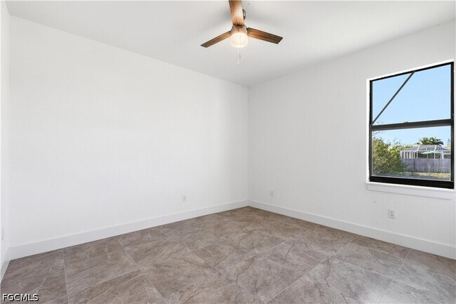 Building Photo - 1119 NW 28th Pl