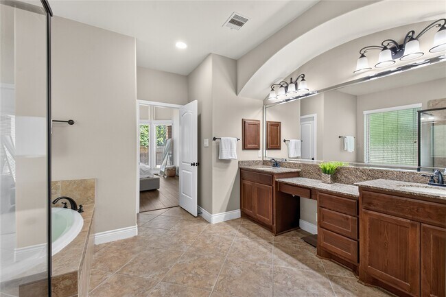 Building Photo - 164 Deerfield Meadow Dr