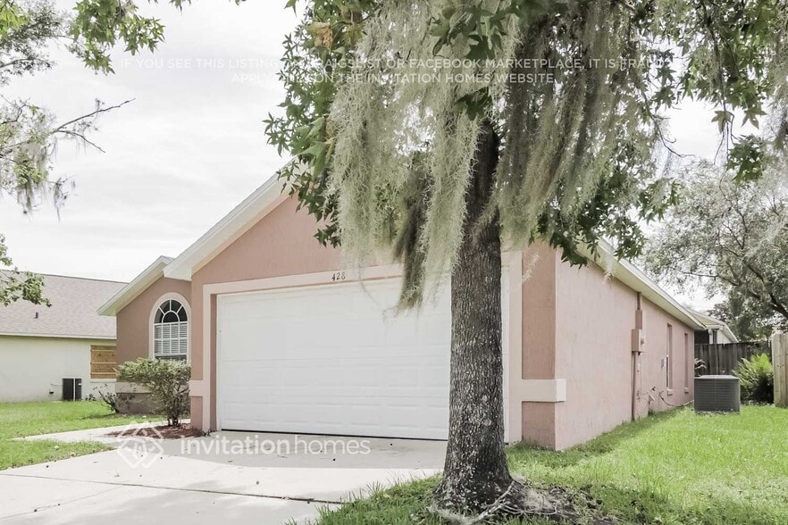 Building Photo - 428 Lancers Dr