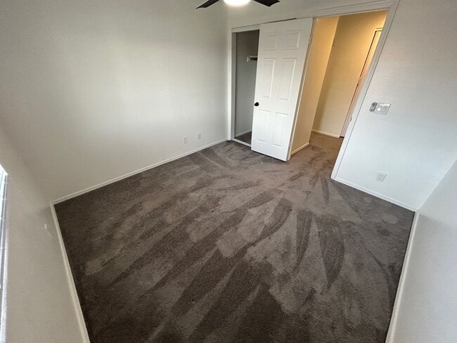 Building Photo - BEAUTIFULLY UPGRADED CONDO - SPACIOUS 2 BEDROOM, 2 BATH TOP FLOOR IN PRIME LAS VEGAS LOCATION