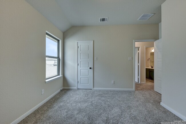 Building Photo - 9007 Shady Mountain