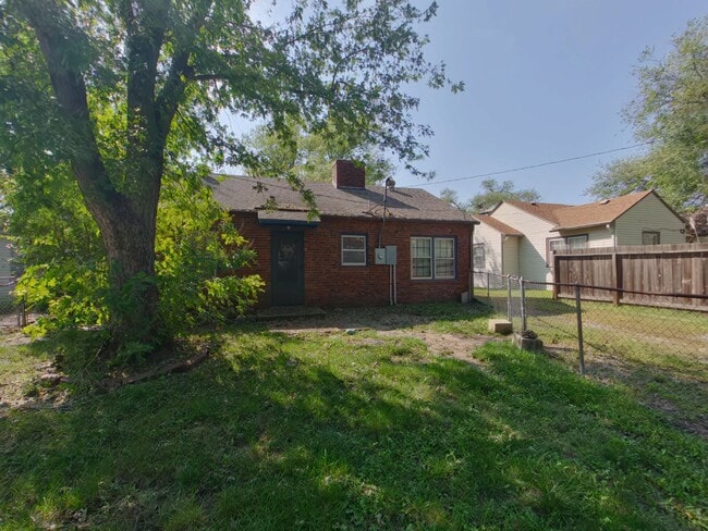 Building Photo - COLLEGE HILL RENTAL-122 South Glendale