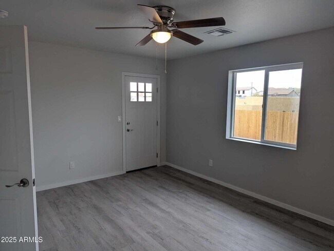 Building Photo - 6134 S Borego Rd