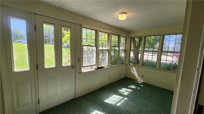Building Photo - 1128 Ridge Rd