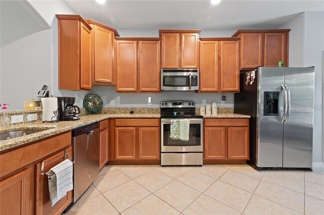 Building Photo - 31251 Claridge Pl