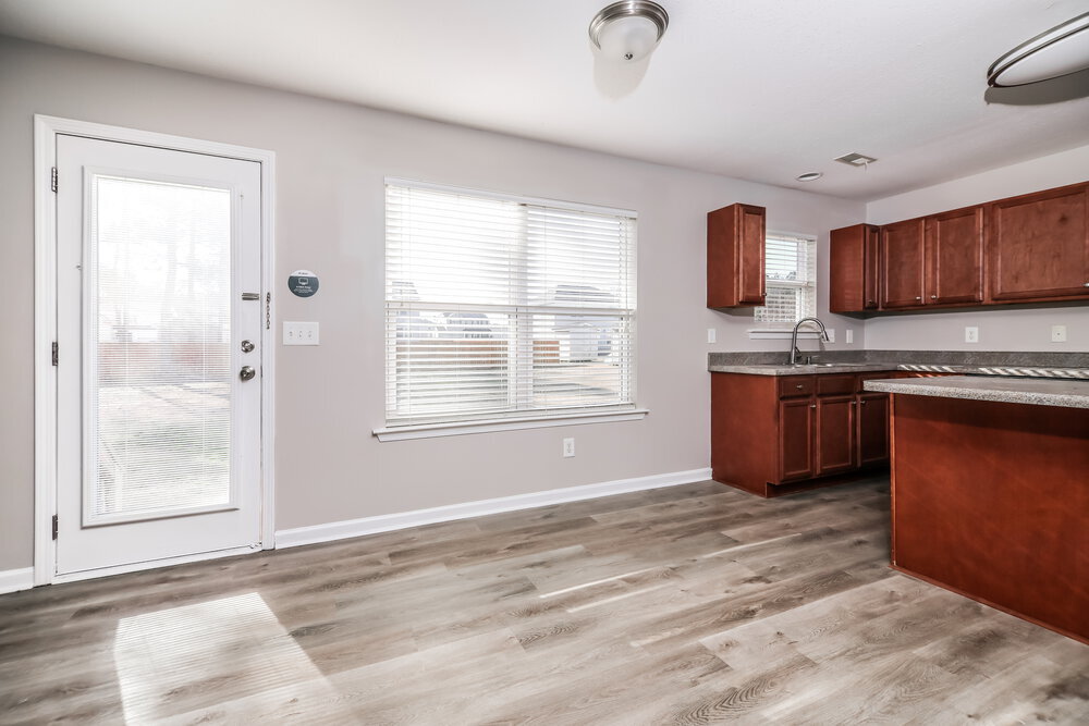 Building Photo - 129 Reno Ct