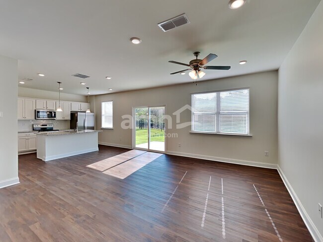 Building Photo - 866 Headland Wy