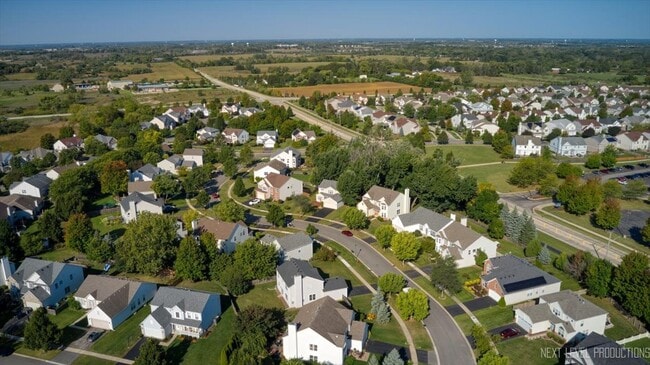 Building Photo - 438 W Meadow Mist Ln