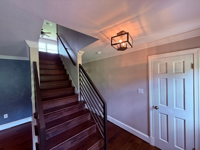 Building Photo - 7356 Woodville Ln