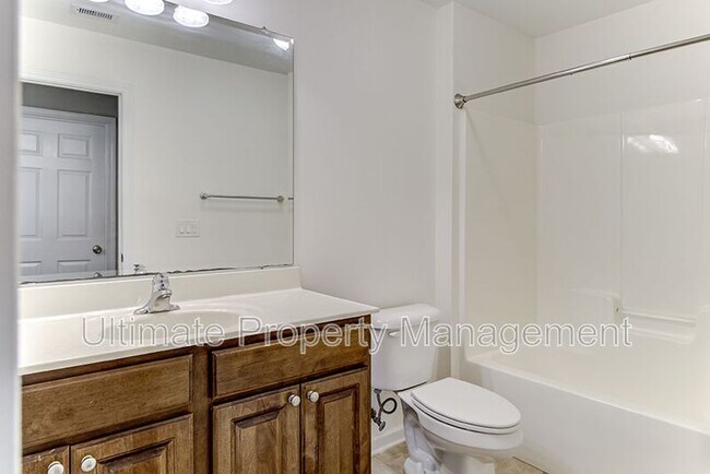 Building Photo - 4416 Jay Bird Cir