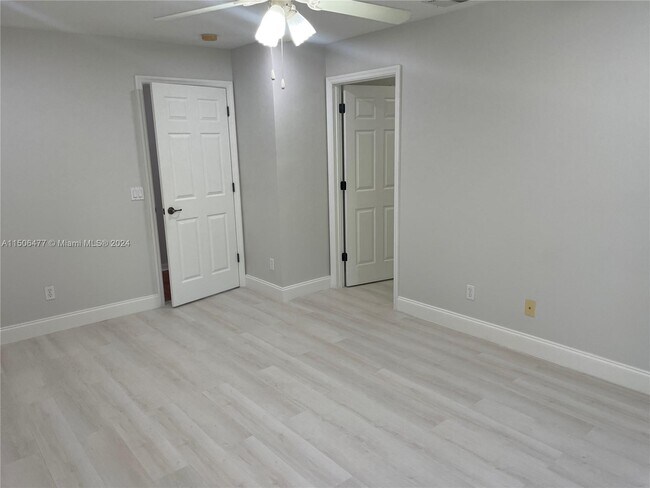 Building Photo - 6425 Las Palmas Way