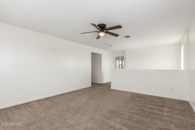 Building Photo - 25548 W Euclid Ave